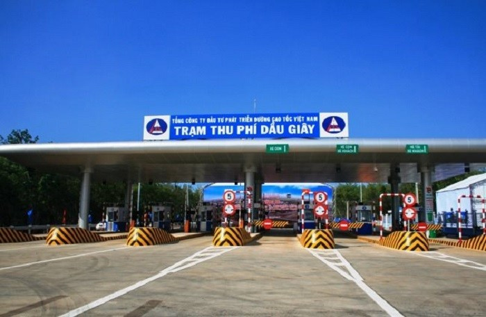 Thong bao cam 2 xe: VEC E troll du luan khong om som doanh thu BOT