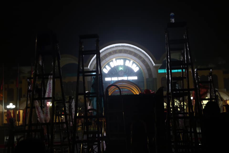 Các trang thiết bị ghi hình luôn trong tư thế sẵn sàng.