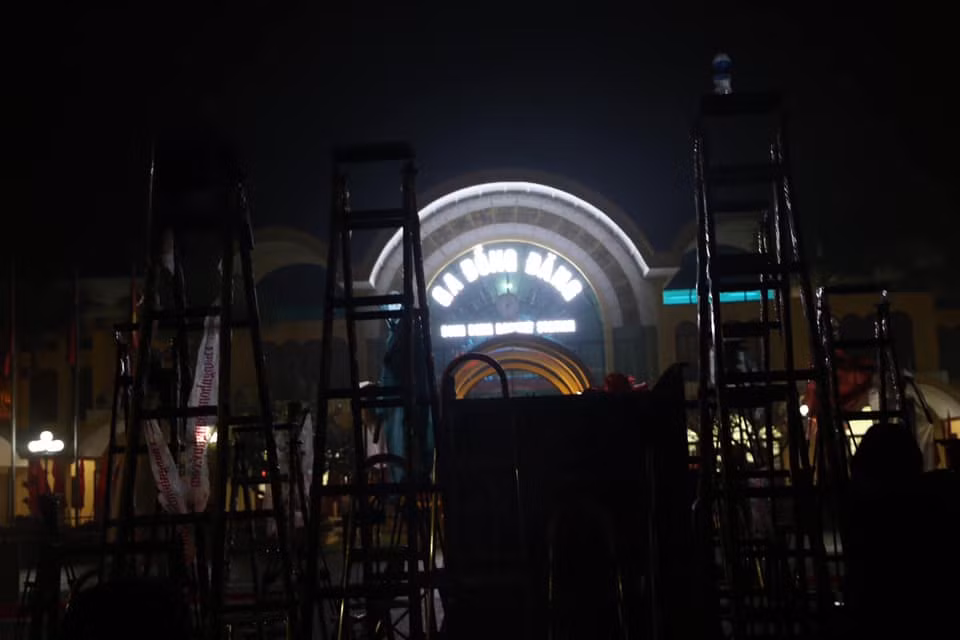 Các trang thiết bị ghi hình luôn trong tư thế sẵn sàng.