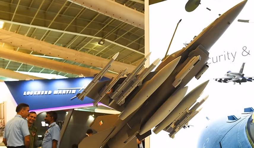 "Vào tháng 4/2019, Bộ Tư lệnh Không quân Ấn Độ đã đưa ra yêu cầu mua 114 máy bay chiến đấu và ngay lập tức có ứng viên sáng giá là F-21 của Lockheed Martin", Indian Times nêu rõ.