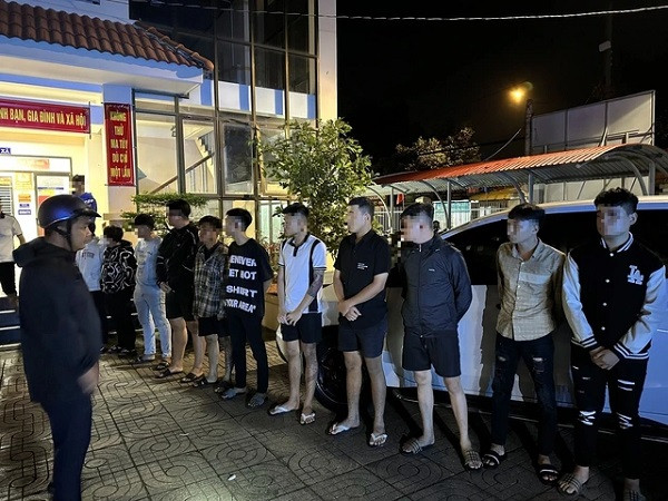 Chở “xế độ” đến Bà Rịa - Vũng Tàu, chưa kịp đua đã bị bắt Cho “xe do” den Ba Ria - Vung Tau, chua kip dua da bi bat