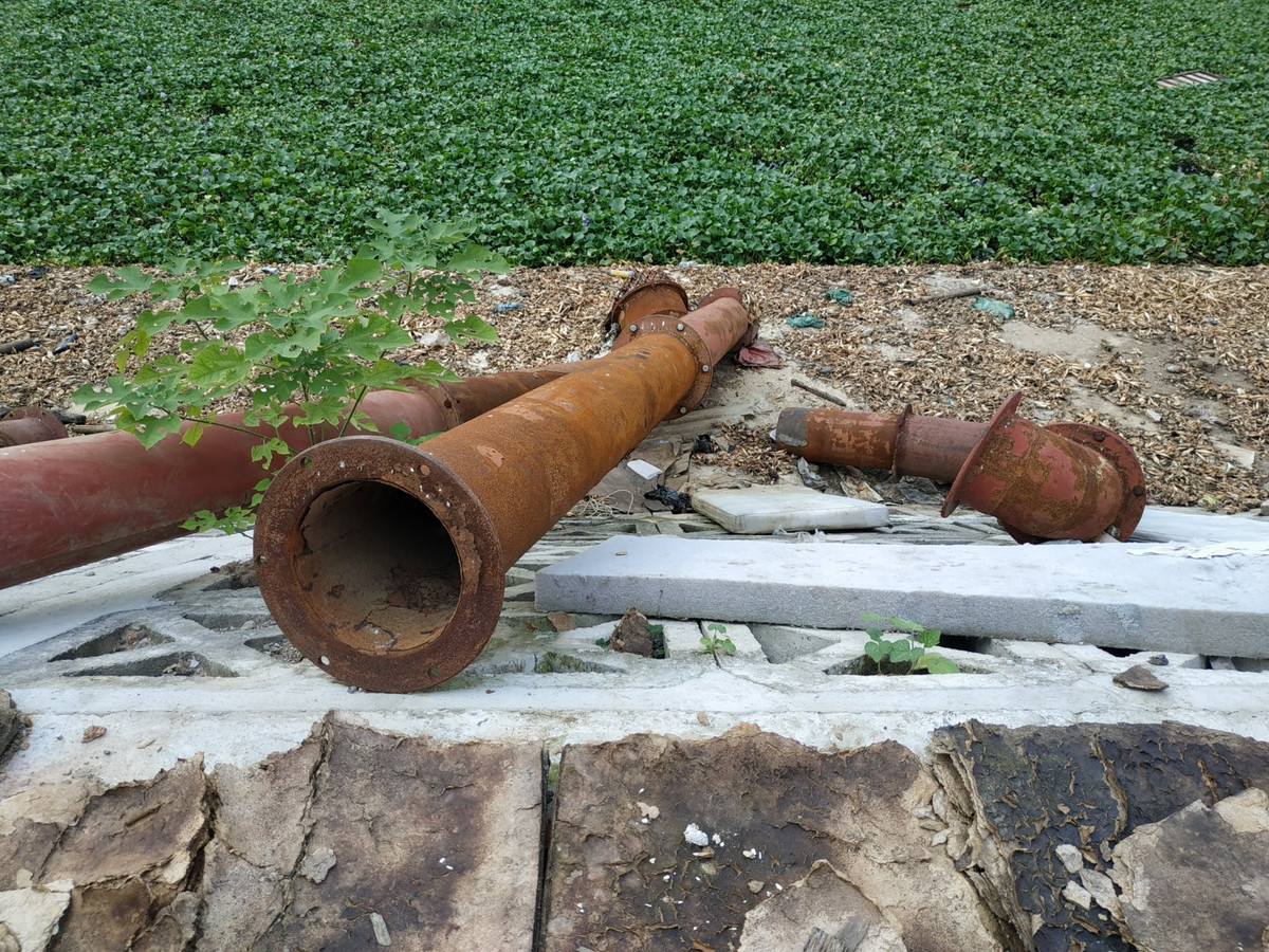 Được biết, có tổng số 208 hộ dân trong diện phải GPMB để triển khai dự án, hiện đã thu hồi hết 92 hộ, 116 hộ cắt xén, 179 hộ đã nhận tiền. Số đã bàn giao mặt bằng là 188 hộ, còn lại 20 hộ trong đó 7 hộ cắt xén; 11 hộ thu hồi hết, 1 hộ chưa nhận tiền đã có quyết định bán nhà nhưng không nhận nhà tái định cư, 10 hộ được xét tái định cư nhưng quỹ nhà chưa hoàn thành.