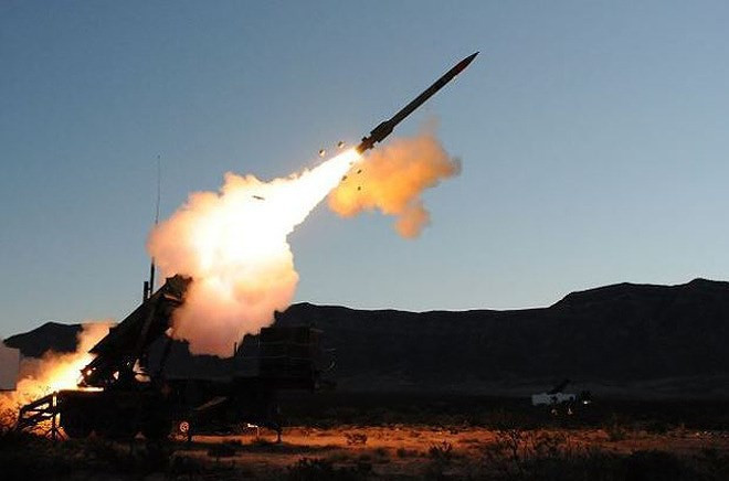 Để đánh chặn tên lửa đạn đạo thì đài radar dẫn bắn vẫn yêu cầu phải tính toán được đường bay dự kiến của mục tiêu để đưa đạn 48N6E3 hay 40N6 tới cự ly thật sát.