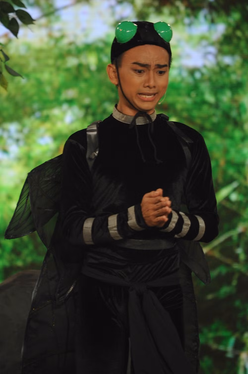 Le Thi Dan gay choang vi xau trong Dau truong tieu lam-Hinh-4