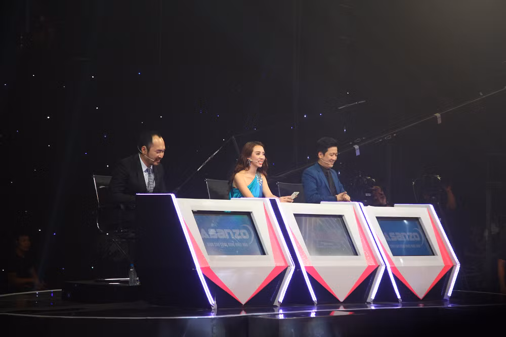 Truong Giang me man hai my nu goi cam hat nhep