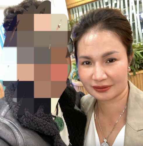 Tin tưởng Trưởng Công an TP Phú Quốc, bà Trần đã ký hai hợp đồng trị giá 190 tỷ với Hằng. Hằng sau đó liên tục thúc giục bà Trần chuyển tiền dù không tiến hành bất kỳ thủ tục cấp đất nào. Phần bà Trần, trước mỗi lần chuyển tiền đều hỏi ý ông Mót và được khích lệ "cứ chuyển đi". Nhận 15 tỷ đồng, song Hằng muốn "vòi" thêm tiền nên đưa cho bà Trần bản vẽ sơ đồ đất (thực chất không có giá trị pháp lý). Bà Trần gửi bản vẽ này cho ông Mót xem thì được trả lời "được rồi đó em". Tin lời, bà chuyển thêm 6,5 tỷ đồng cho Hằng.