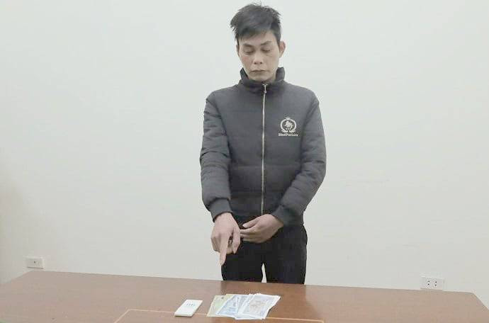 Bắt kẻ trộm tài sản, lộ thêm 2 phụ nữ “kinh doanh” ma túy Bat ke trom tai san, lo them 2 phu nu “kinh doanh” ma tuy