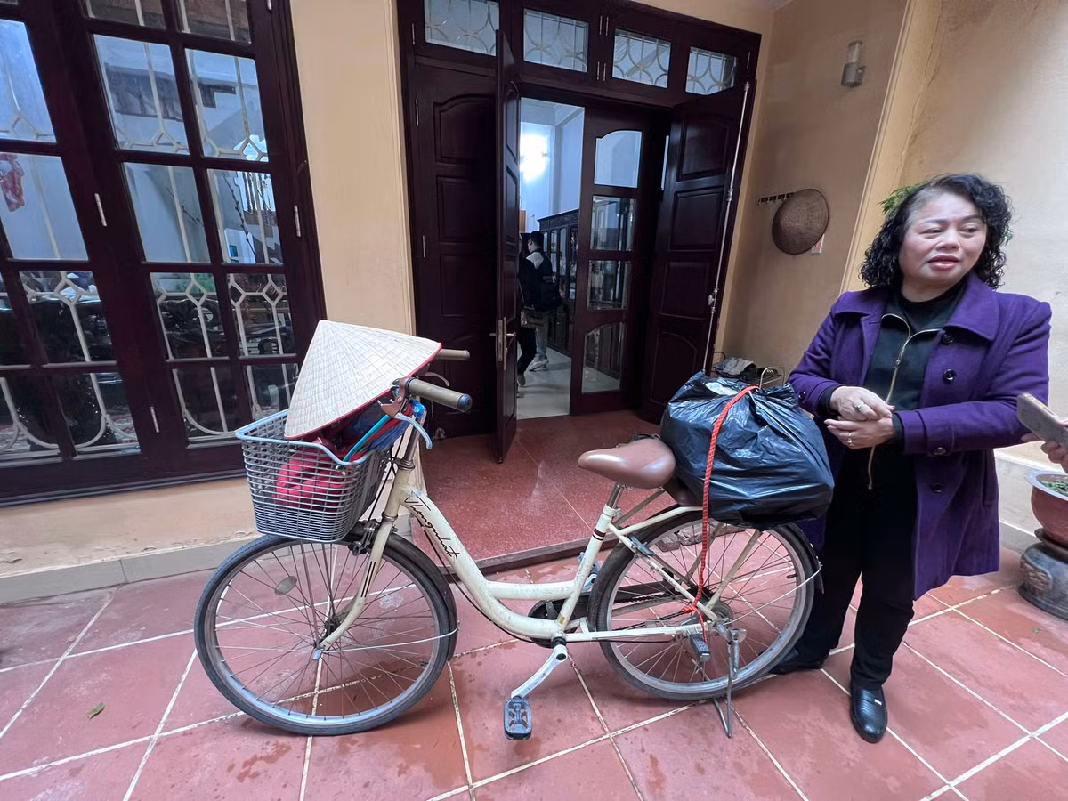 Trong thời gian các hộ gia đình tạm cư, dự án sẽ tiếp tục thực hiện việc kiểm tra, đánh giá và có các giải pháp gia cố nền đất để đảm bảo an toàn cho các công trình liên quan. Quá trình này dự kiến kéo dài khoảng 1 tháng. Ngay khi phát hiện dấu hiệu ảnh hưởng, đơn vị bảo hiểm đã khảo sát, đánh giá và thống kê để thực hiện bồi thường cho những nhà dân bị thiệt hại.