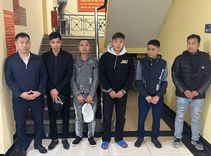 Vấn đề pháp lý vụ thuê người đánh gãy chân người tình của con trai Van de phap ly vu thue nguoi danh gay chan nguoi tinh cua con trai