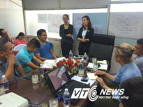 Đại diện CT Group cho biết: Thu Minh đã nhận đủ lãi và tiền cọc trong năm 2015 là hơn 3 tỷ đồng và không còn liên quan gì đến căn hộ nữa, nhưng trong facebook của mình, Thu Minh đã ghi “Giấc mơ về căn nhà mơ ước tại Léman đáng lẽ phải trở thành hiện thực... ” gây ngộ nhận rằng ca sĩ "Đường cong" đang chờ đợi và không được giao nhà.