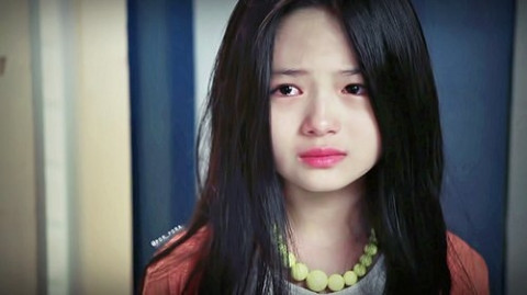 Không còn mải miết săn lùng các “soái ca” nữa, mới đây dân mạng lại sục sôi với gương mặt xinh đẹp của cô bé đến từ xứ Kim Chi Cho Eun Huyng. Cô bé này khiến giới trẻ phát cuồng vì nét đẹp thiên thần hiếm có.