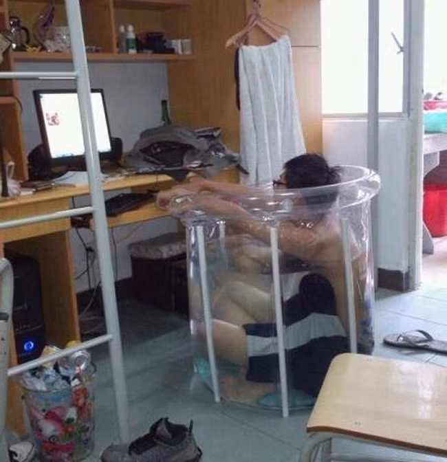 Cách giải nhiệt mùa nóng của sinh viên.