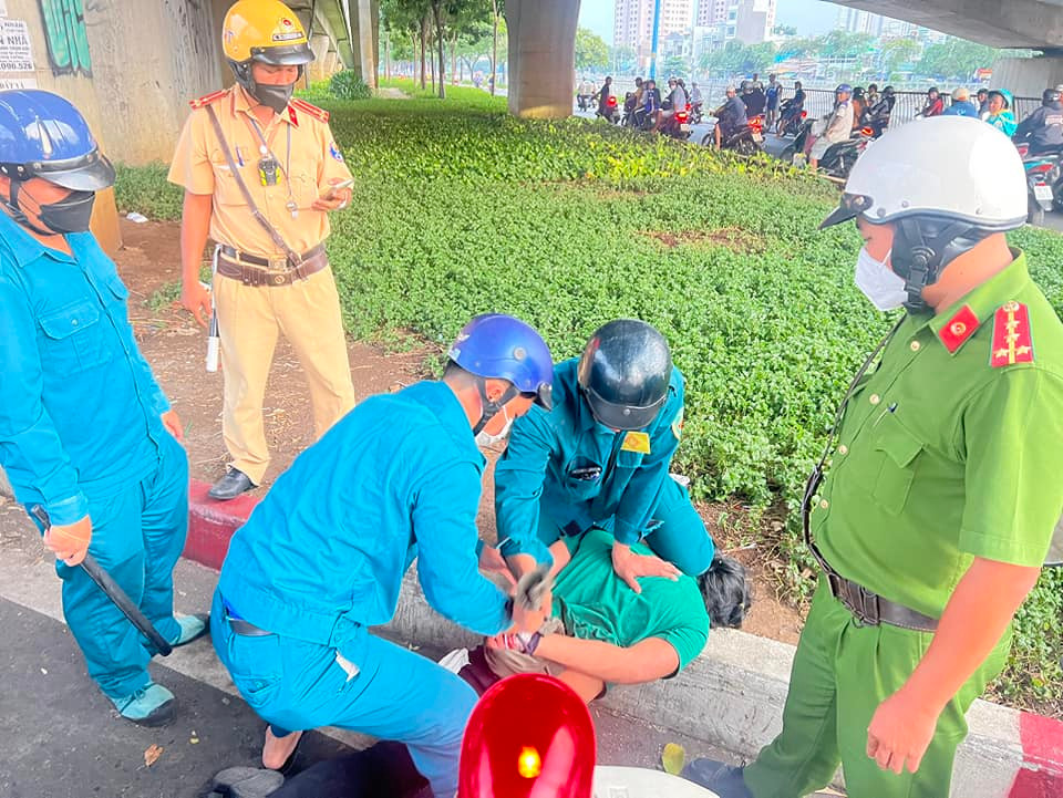 Lời khai nghi phạm phóng hỏa khiến 3 người tử vong ở TP HCM - Hình 2 Loi khai nghi pham phong hoa khien 3 nguoi tu vong o TP HCM-Hinh-2