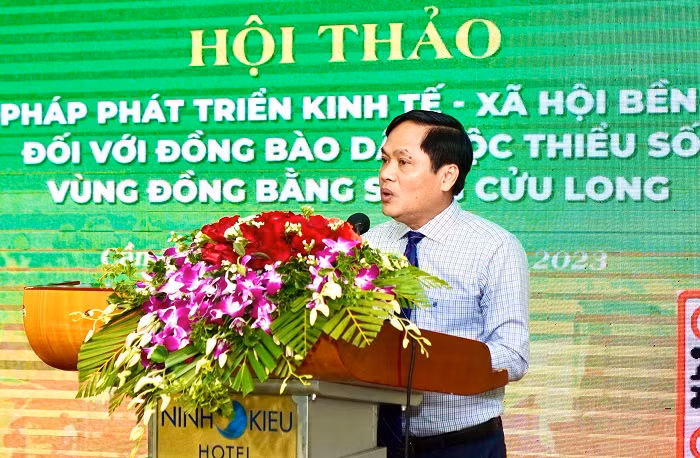 Tháng 5/2022, Thủ tướng Chính phủ đã có quyết định thi hành kỷ luật bằng hình thức khiển trách đối với ông Nguyễn Văn Hồng, Phó Chủ tịch UBND thành phố Cần Thơ, nguyên Giám đốc Sở Kế hoạch và Đầu tư thành phố Cần Thơ do đã có vi phạm, khuyết điểm trong công tác và Ủy ban Kiểm tra Trung ương đã thi hành kỷ luật về Đảng, thời gian thi hành kỷ luật tính từ ngày 19/1/2022.