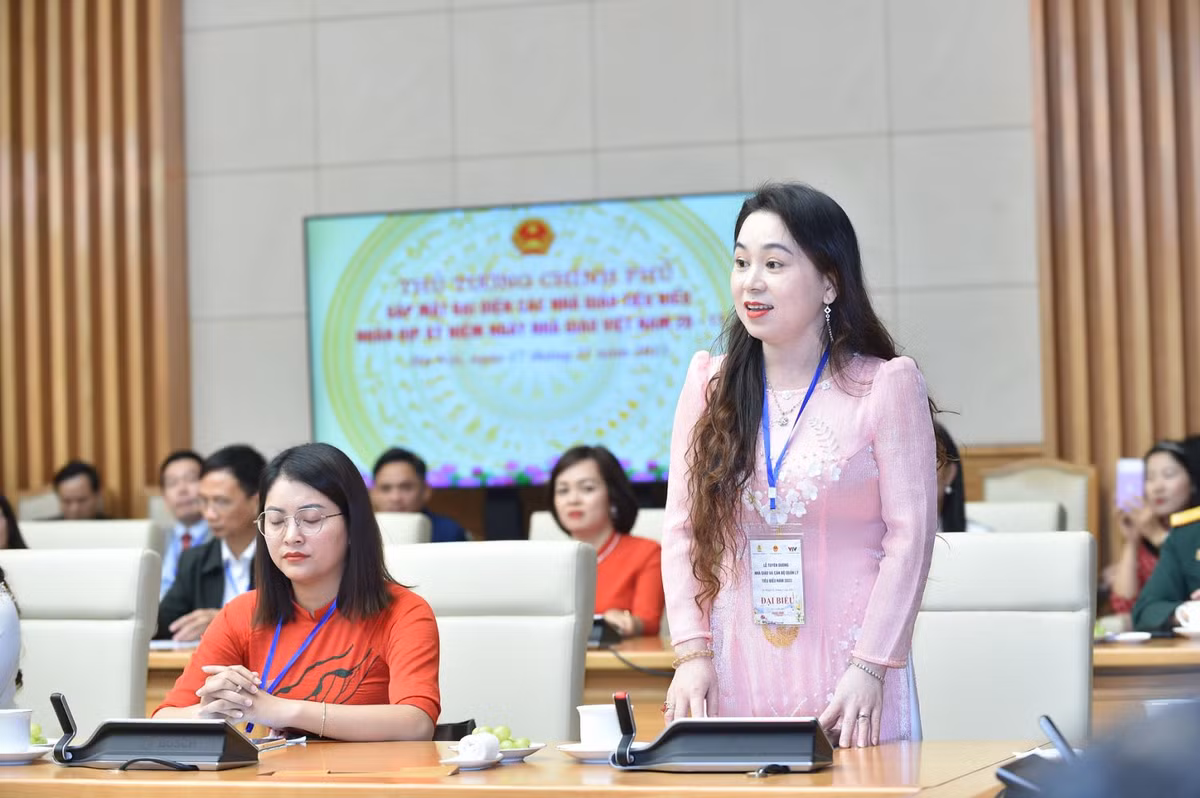 Thủ tướng: Quan tâm chính sách đãi ngộ để thầy, cô yên tâm công tác - Hình 2 Thu tuong: Quan tam chinh sach dai ngo de thay, co yen tam cong tac-Hinh-2