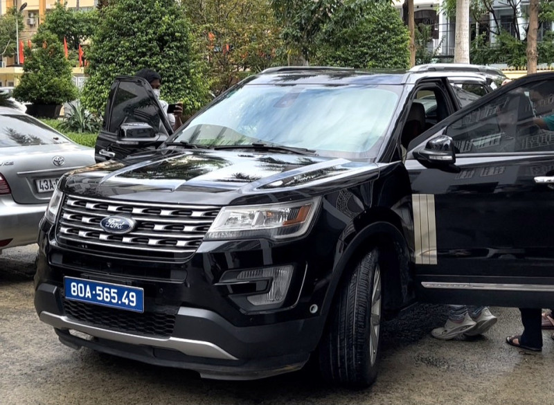 Giả danh “đại tá Công an”, đi xe biển xanh, lừa 2 phụ nữ hơn 7 tỷ - Hình 2 Gia danh “dai ta Cong an”, di xe bien xanh, lua 2 phu nu hon 7 ty-Hinh-2