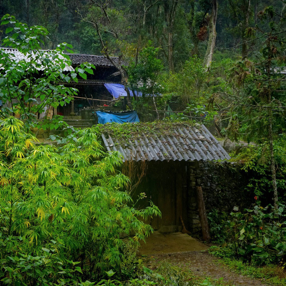 Ngoi lang nguyen so giong lang dia nguc, noi song dien thoai khong toi-Hinh-4
