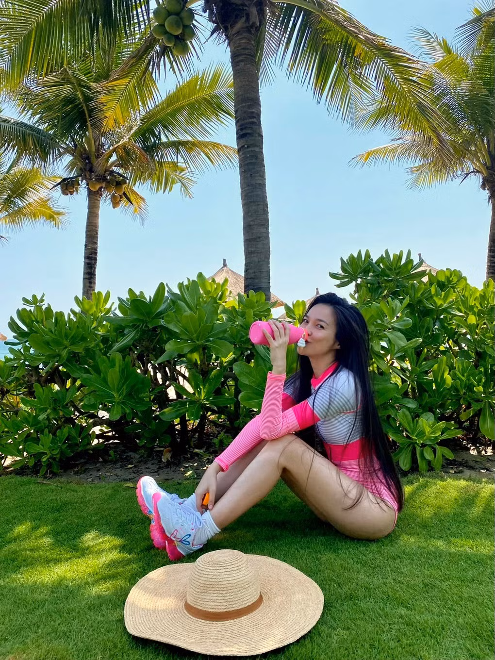 Dù không còn hoạt động sôi nổi như trước nhưng Hiền Thục vẫn đi hát đều đặn. Ngoài ra, cô dành nhiều thời gian chăm sóc bản thân, tập luyện thể dục thể thao và gặp gỡ, chuyện trò cùng bè bạn.