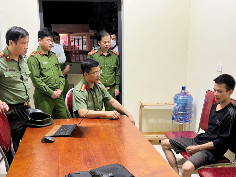 Giam doc CA Ha Tinh truc tiep lay loi khai nghi pham dam can bo CA xa