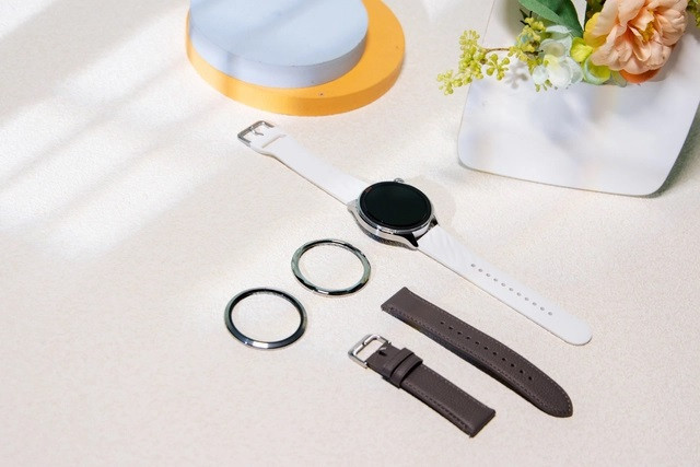 Tương tự như thế hệ Watch S3 trước đó, Xiaomi Watch S4 mang đến khả năng cá nhân hóa cao với dây đeo, mặt đồng hồ và vòng bezel có thể thay thế cho nhau, giúp người dùng thể hiện phong cách cá nhân.