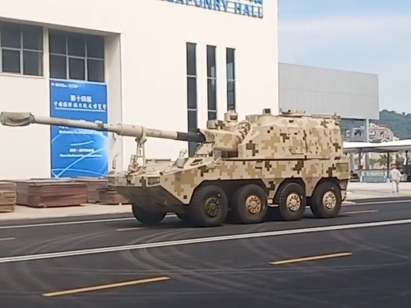 Phiên bản pháo tự hành SH-16A đã được trưng bày công khai lần đầu tiên vào ngày 8/11 tại triển lãm hàng không quốc tế Trung Quốc, tổ chức ở thành phố Chu Hải.