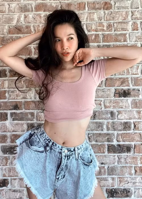 Hiền Thục cho biết, cô là người sống lạc quan.