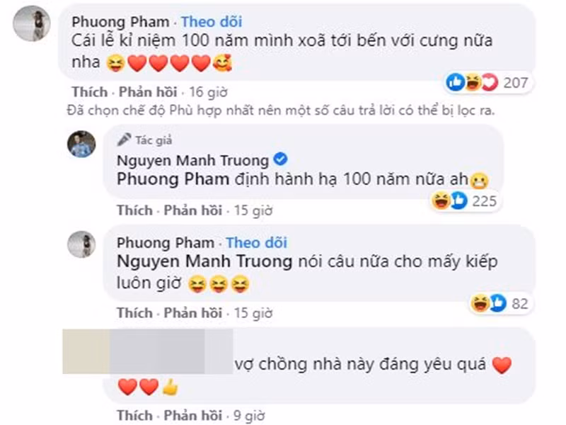 Vợ chồng nam diễn viên hài hước tương tác trên mạng xã hội. Cụ thể, khi Lan Phương bày tỏ: “Cái lễ kỷ niệm 100 năm mình xõa tới bến với cưng nữa nha", Mạnh Trường đáp lại: “Định hành hạ 100 năm nữa à”.