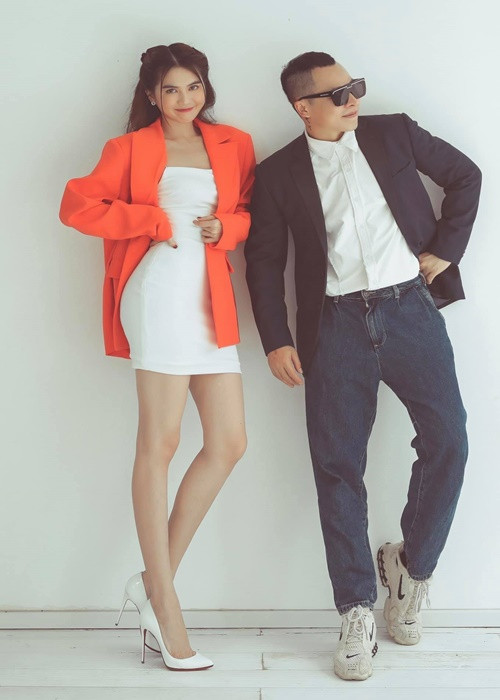 Khi chia sẻ về cuộc sống của bản thân, Khắc Tiệp cũng gắn với con số cụ thể. Ảnh: FB Khắc Tiệp