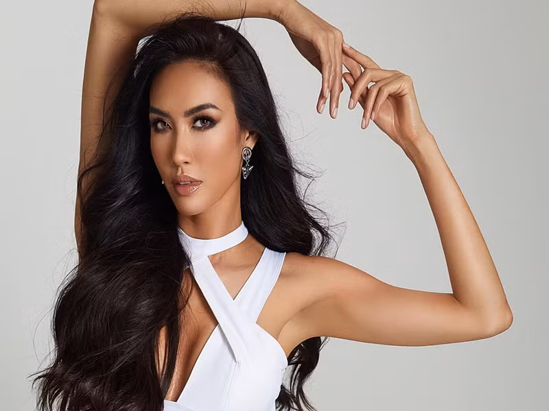 Quán quân Vietnam's Next Top Model 2014 Nguyễn Oanh thi Hoa hậu Hoàn vũ Việt Nam 2021 gây bất ngờ.