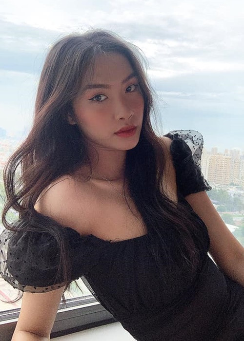 Nguyễn Oanh nay tự tin và bản lĩnh để đăng ký tham gia Hoa hậu Hoàn vũ Việt Nam.