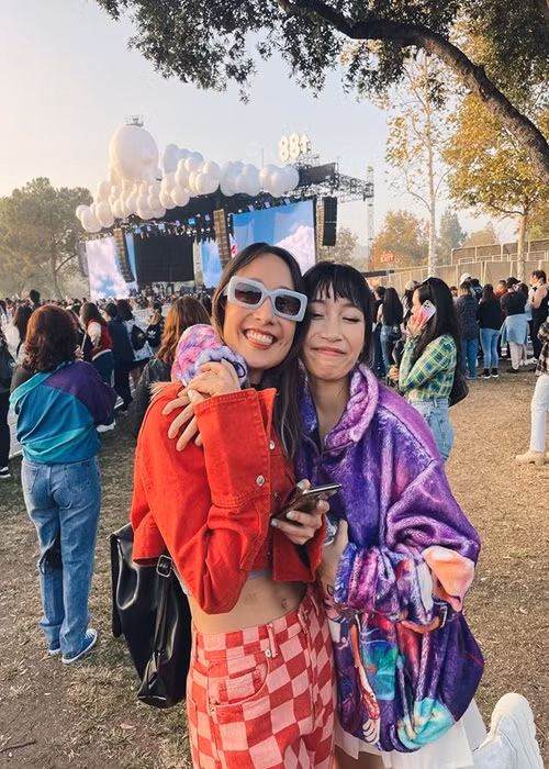 Hai con gái của vợ chồng Anh Quân - Mỹ Linh đều tài năng.