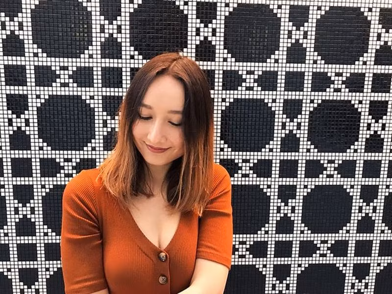 Anna sở hữu vẻ đẹp lai Tây rạng rỡ.