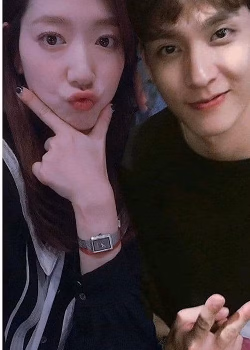 Choi Tae Joon là bạn trai đầu tiên được Park Shin Hye công khai hẹn hò trước công chúng. Ảnh: Công lý và xã hội