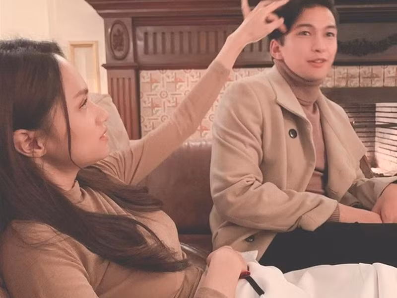 Philip Thinroj vướng nghi vấn là bạn trai giấu mặt của Hương Giang sau sau khi tham gia diễn xuất trong MV "Tặng anh cho cô ấy" của nữ ca sĩ chuyển giới. Trước tin đồn tình cảm, Philip và Hương Giang không lên tiếng. Ảnh: Vietnamnet