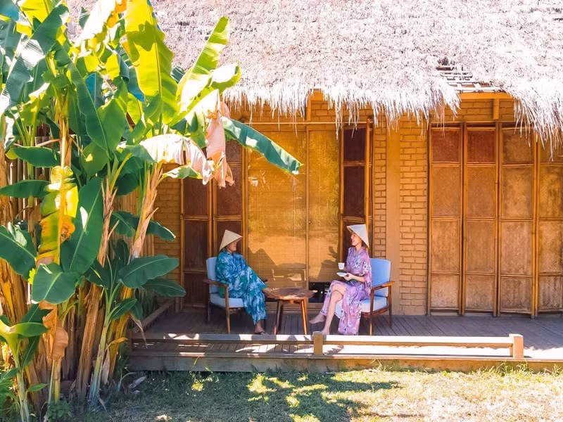 Theo Băng Di, bạn trai không chỉ thương cô mà quan tâm luôn những người xung quanh cô như ba mẹ, em gái và coi như gia đình của anh.
