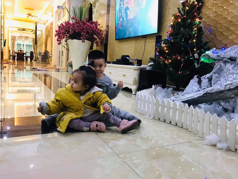 Nhanh chóng, Vy Oanh tung loạt ảnh biệt thự hoành tráng của gia đình khiến nhiều người phải trầm trồ. Ảnh: FB Vy Oanh