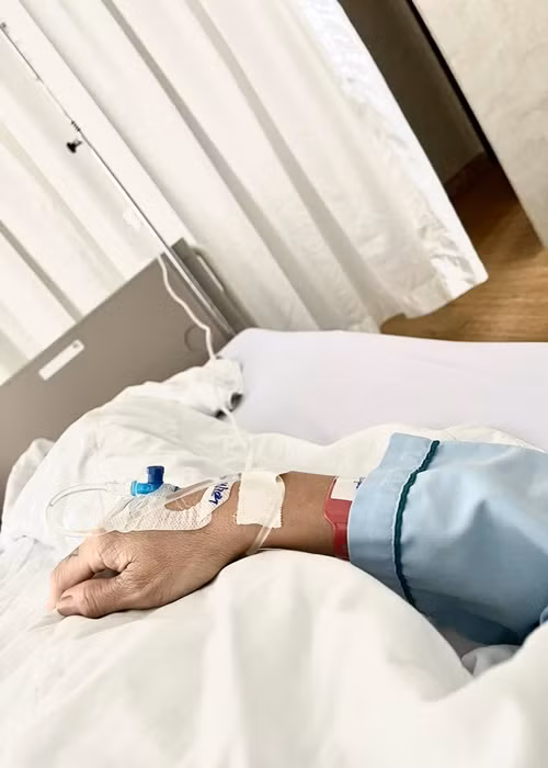 Cát Phượng trấn an mọi người rằng cô sẽ sớm khỏe lại.