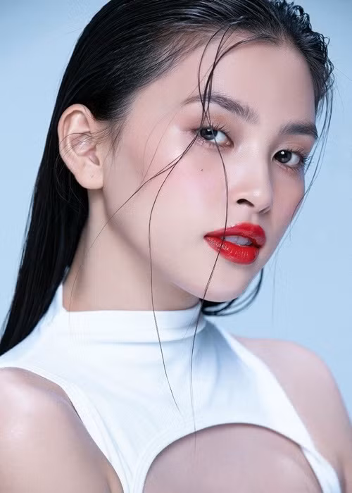 Nhiều người cho rằng hiện tại khó có mỹ nhân Việt nào vượt mặt Tiểu Vy về nhan sắc. Ảnh: Thời đại