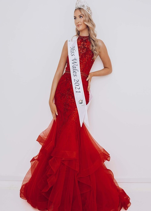 Olivia thích múa ba lê và khiêu vũ Latin. Người đẹp hiện tại là đại sứ một quỹ từ thiện hỗ trợ trẻ em tự kỷ tại quê nhà. Ảnh: Miss Wales