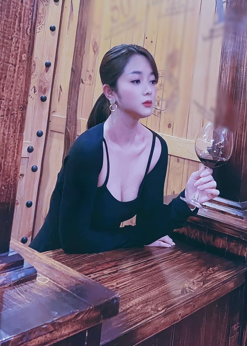 Nữ diễn viên hy vọng trong tương lai, cô sẽ có thêm nhiều vai diễn truyền hình khác để mang lại những cảm xúc khác nhau cho khán giả.