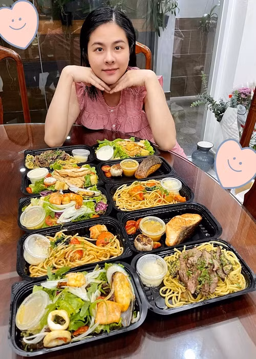 Nữ diễn viên phim “Thiên mệnh anh hùng” chia sẻ hình ảnh bầu bí lần 2 từ tháng 7/2021. Ảnh: FB Vân Trang