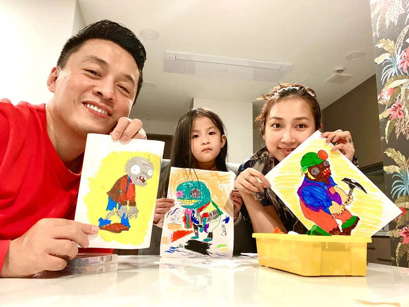 Ngoài hiểu những khó khăn của Yến Phương, Lam Trường còn ủng hộ công việc kinh doanh riêng của vợ.