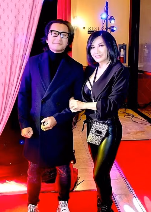 Trizzie Phương Trinh được khen trẻ trung hơn với mái tóc ngắn.