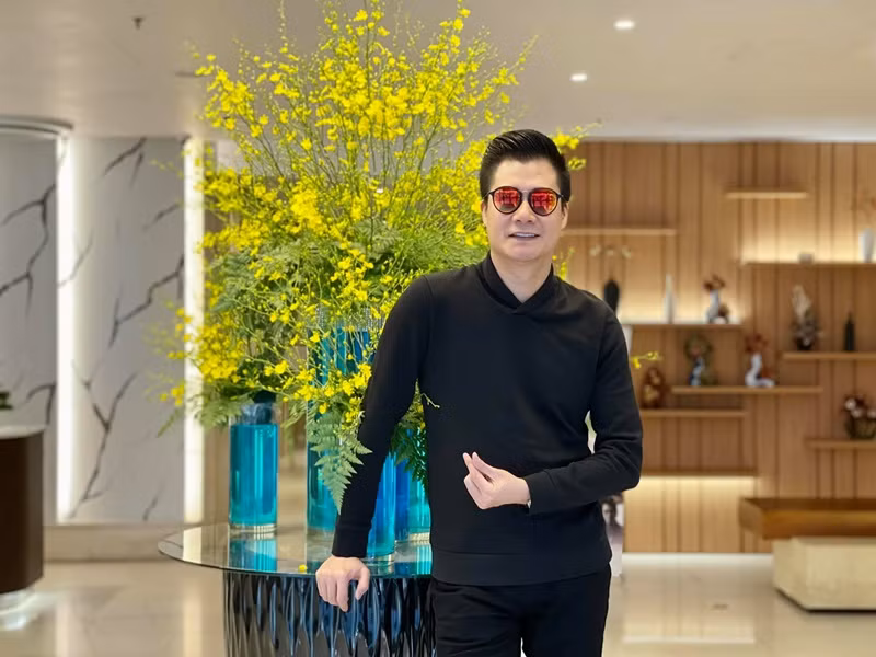 Trong khi Jennifer Phạm có tổ ấm hạnh phúc bên doanh nhân Đức Hải, năm 2020, Quang Dũng xác nhận đang hạnh phúc bên người mới nhưng từ chối kể chi tiết hơn.