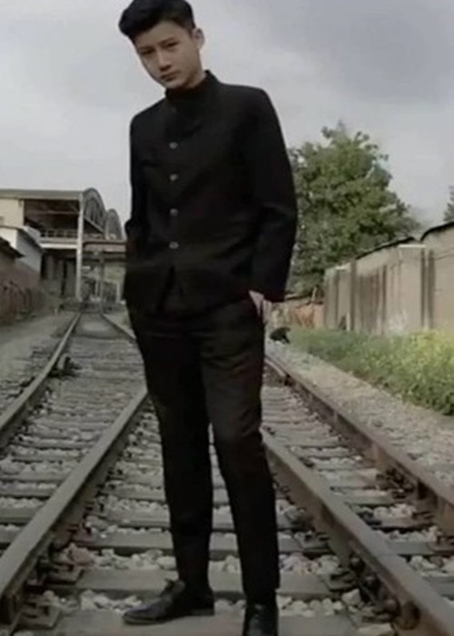 Hồi tháng 2/2021, Bảo Nam có chiều cao khoảng 1m72.