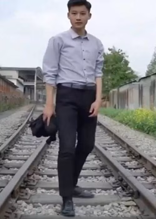 Dù liên lạc với Bảo Nam mỗi ngày qua internet nhưng Jennifer Phạm cũng bất ngờ trước sự phát triển của con trai đầu lòng.