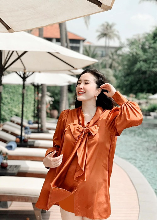 Cách đây 6 tháng, rộ tin đồn Bảo Thy mang bầu bởi cô liên tục lộ vòng hai lùm lùm.