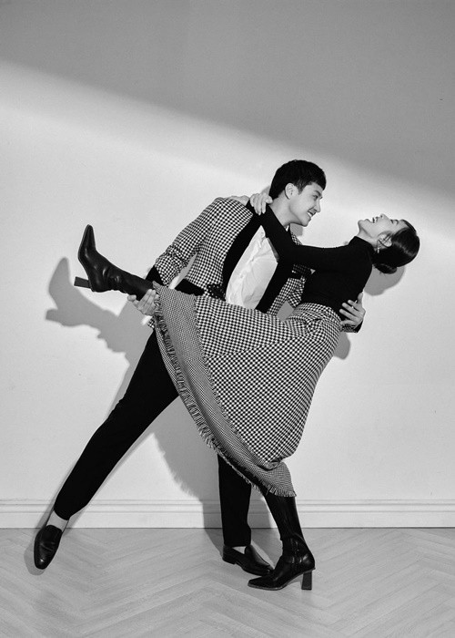 Chia sẻ trên Dân Việt, Khả Ngân khẳng định tình cảm giữa cô và Thanh Sơn chỉ là đồng nghiệp.