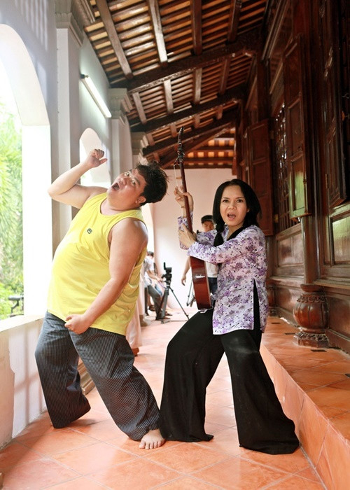 Cũng trong năm 2020, Hoàng Mập khoe được Việt Hương chuyển 1 tỷ hỗ trợ làm phim. Ảnh: Vietnamnet