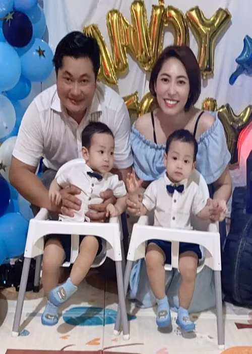 Năm 2020, Thu Thảo sinh đôi. Cô khoe thời gian bầu bí và sau khi sinh con, doanh nhân Phúc Thành tâm lý, hết mực yêu thương vợ. Ảnh: Sức khỏe và đời sống